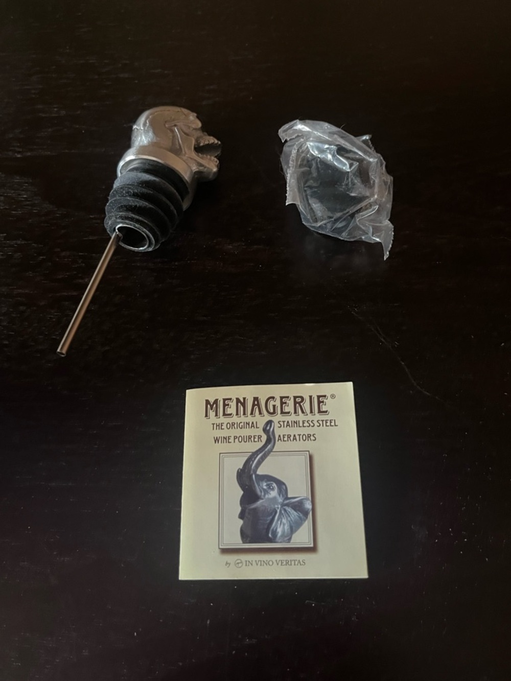In Vino Veritas Menagerie skull wine pourer - Picture 5 of 5